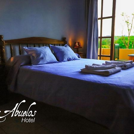 Hotel Los Abuelos Ель-Собербіо Екстер'єр фото